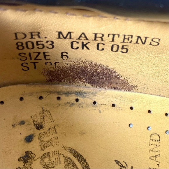 Vintage Dr. Martens 8053 leather monochromatic Oxford shoes. 🖤 - Picture 5 of 8